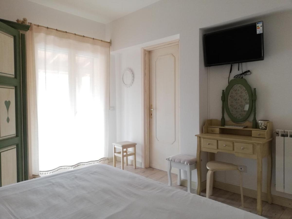 ニコロージ Etna Casa Del Sole Bed & Breakfast エクステリア 写真
