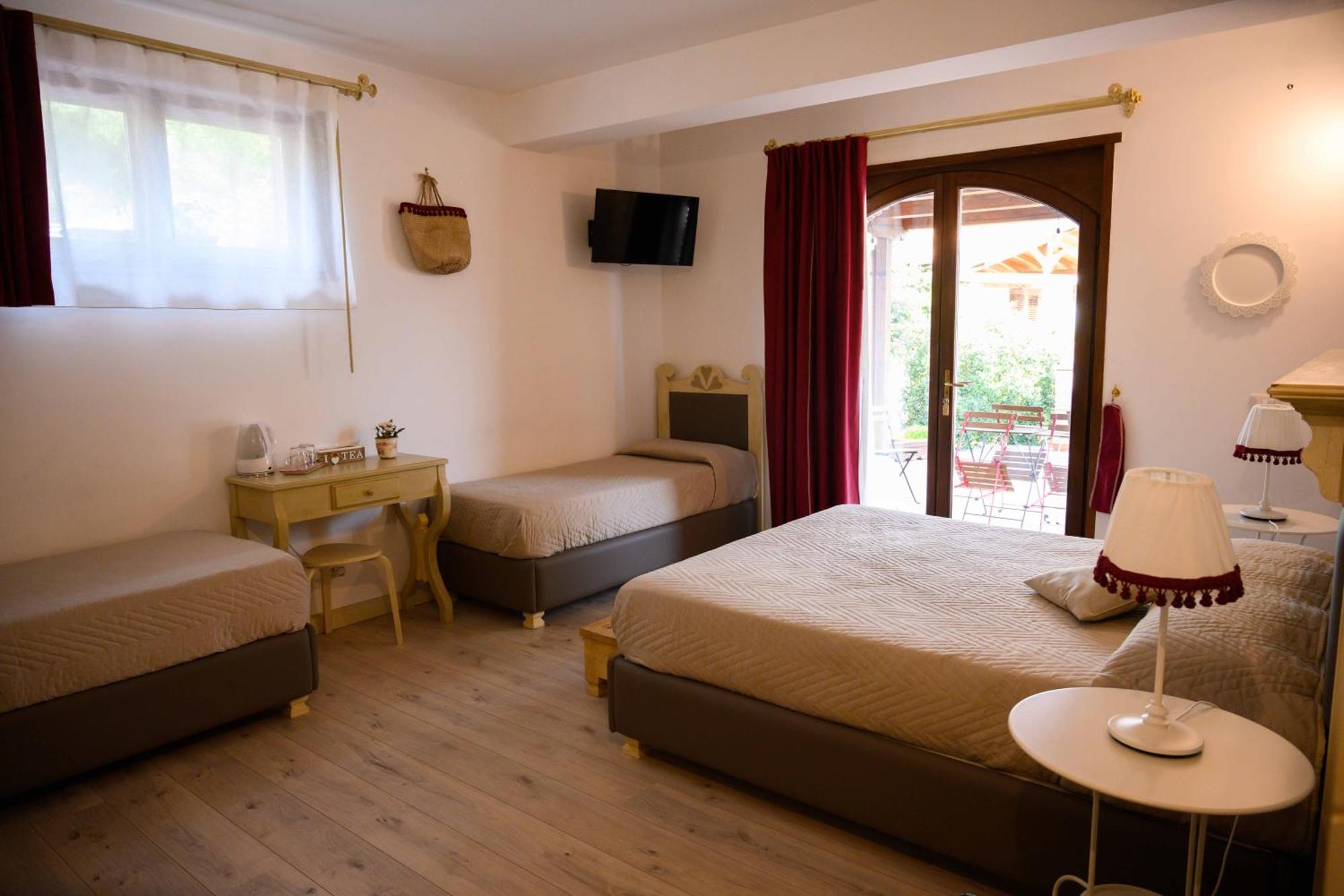 ニコロージ Etna Casa Del Sole Bed & Breakfast エクステリア 写真