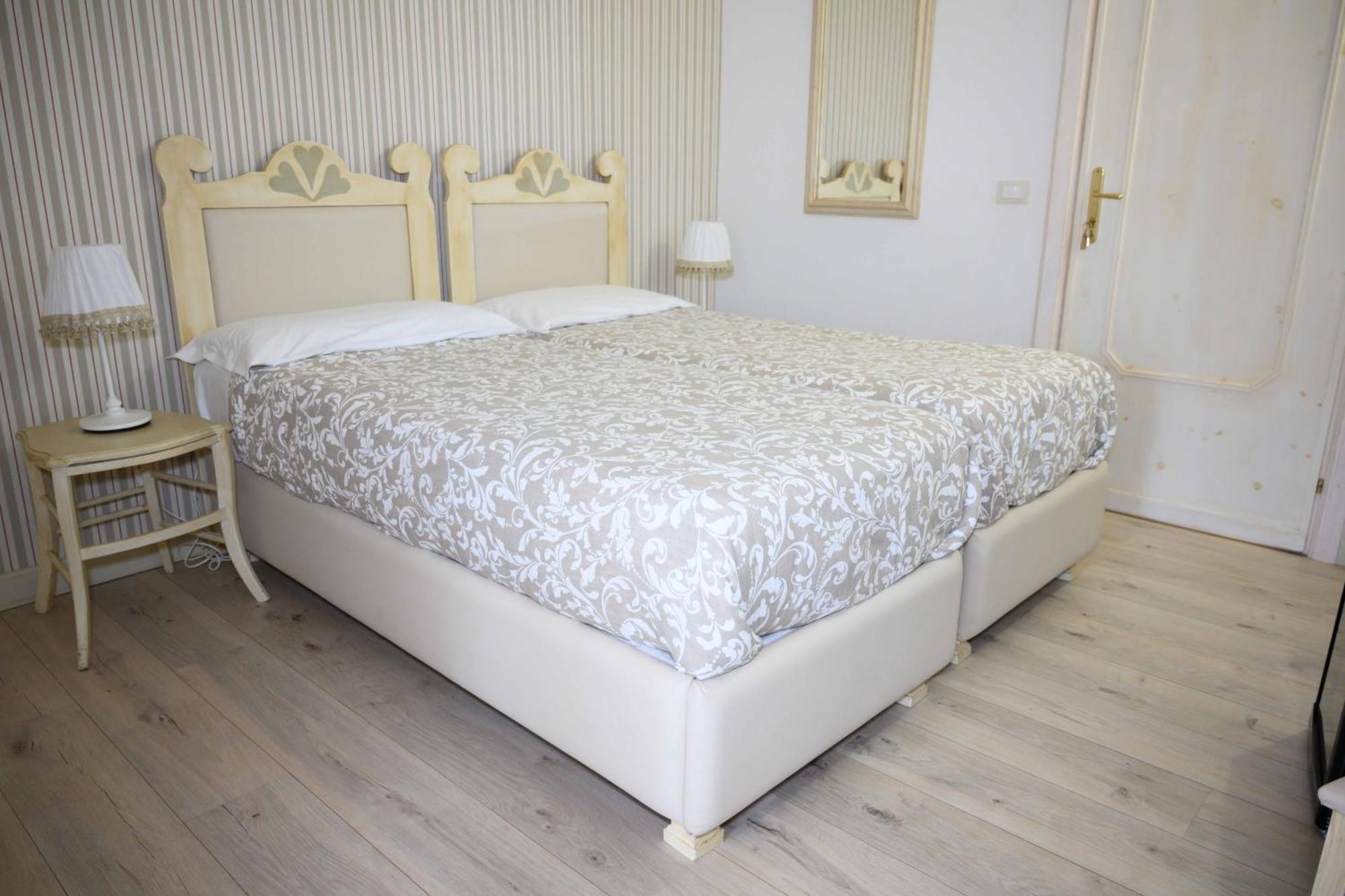 ニコロージ Etna Casa Del Sole Bed & Breakfast エクステリア 写真